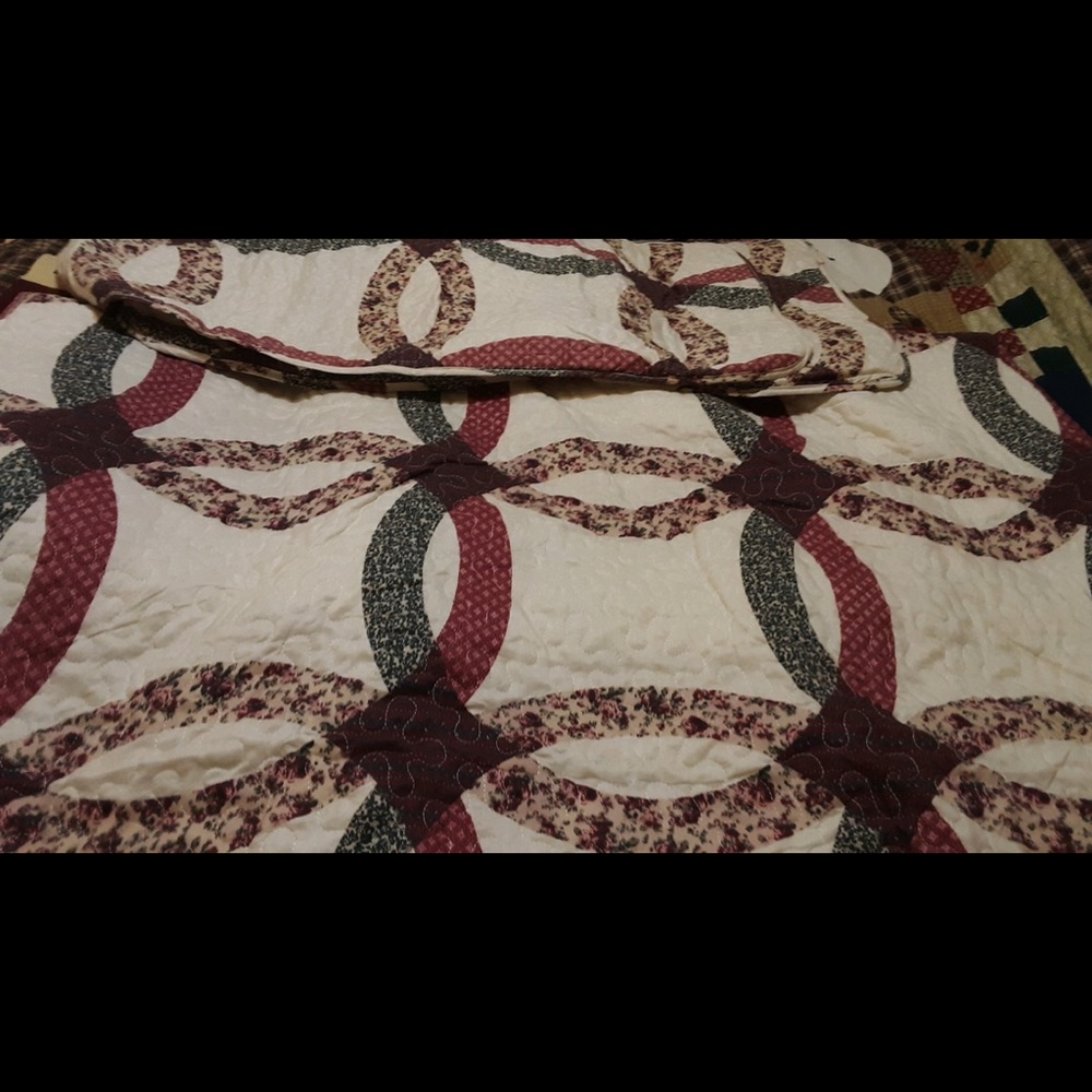 Queen comforter